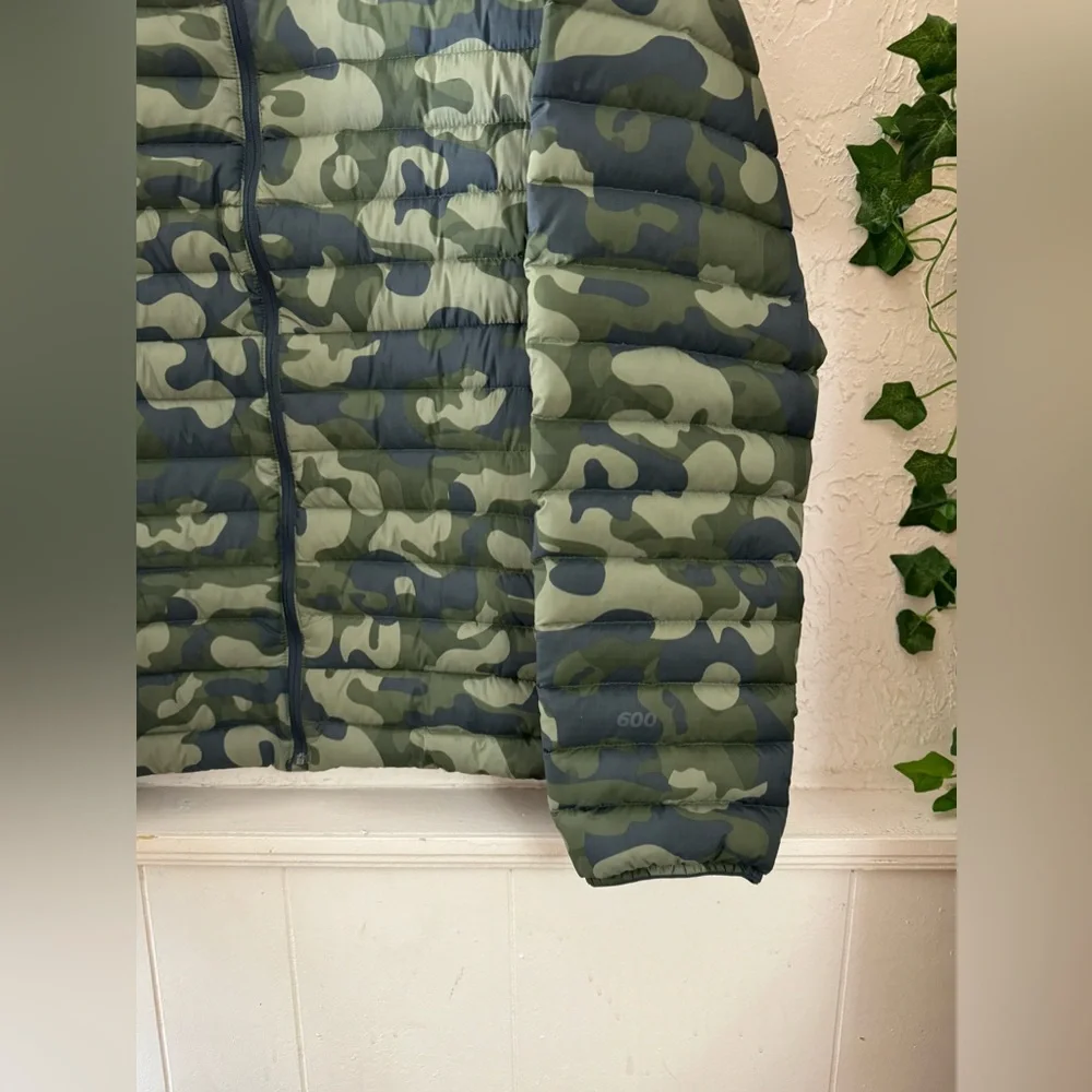 Mountain Hardwear Men Mt. Eyak 2 Jacket Insulated WR Dark Army Camo Size M